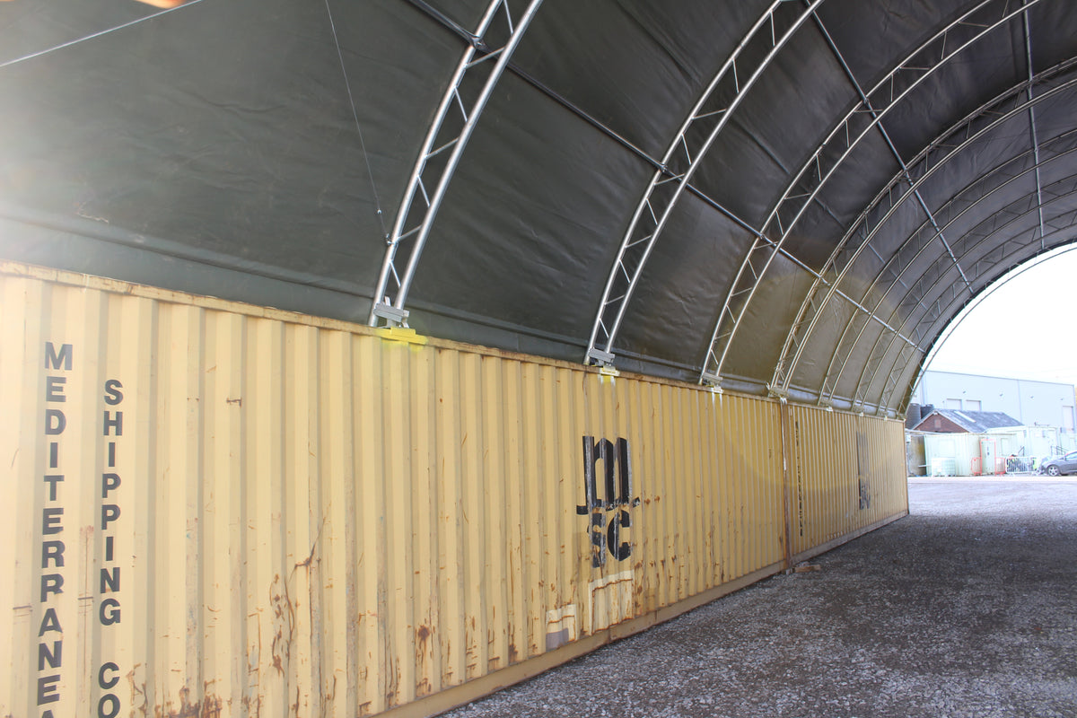 12m x 12m Corturi pe containere cu schelet dublu