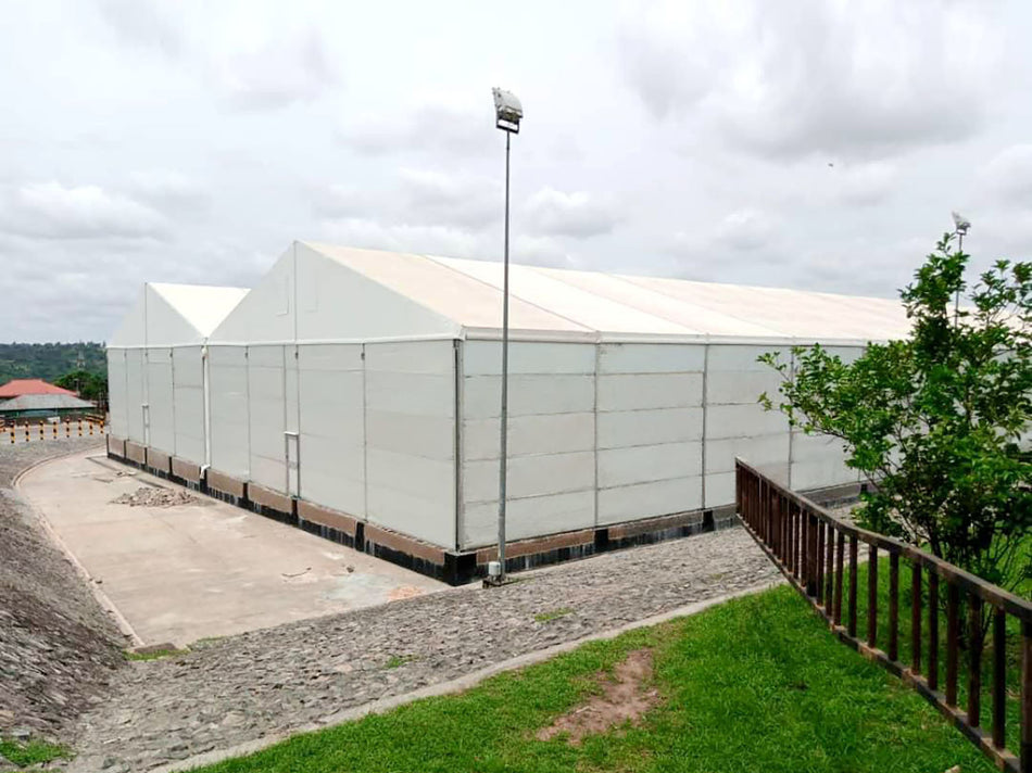 Corturi de depozitare premium - Structură din aluminiu cu pereți din panouri